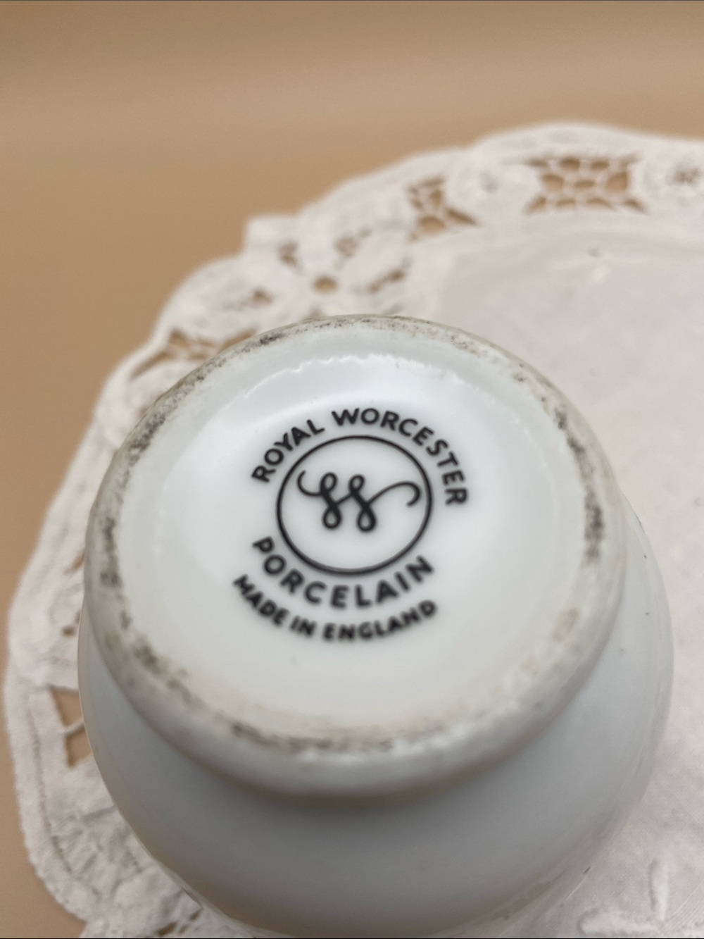 Royal Worcester Bournemouth Spray Egg Coddler - King Size - READ - Picture 2 of 12